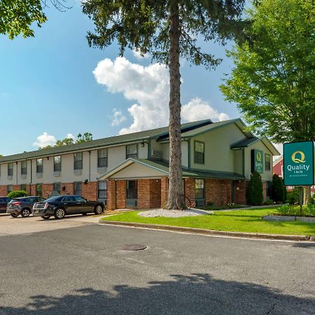 Quality Inn Lee Ngoại thất bức ảnh